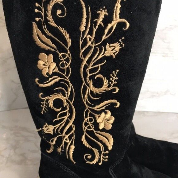 Ugg Australian Suede Embroidered black Sherling Lined winter boots size 7 - Picture 6 of 13